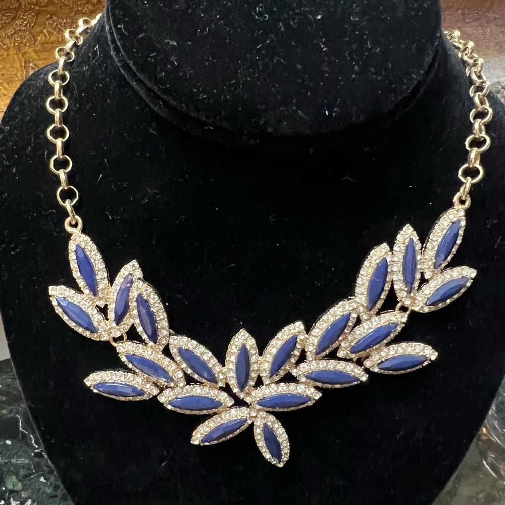 Chic Blue and Gold Leaf Necklace